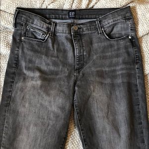 GAP grey true skinny Jeans. 33R